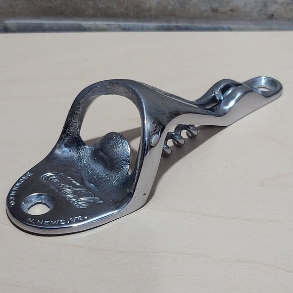 Vintage Coca Cola Wall Mount Bottle Opener Cork Screw Brown M Co N News Virginia - Picture 6 of 10